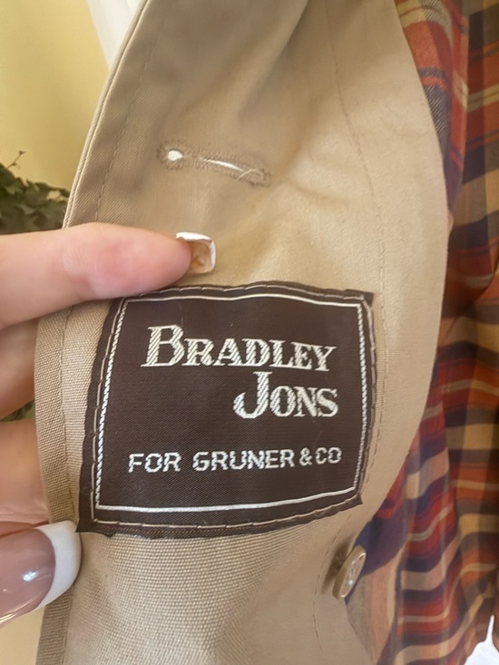 Vintage Classic Women Tan Long Trench Coat - Picture 4 of 6